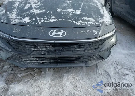 2024 Hyundai Elantra Sel from USA, damaged, VIN KMHLM4DG3RU819828